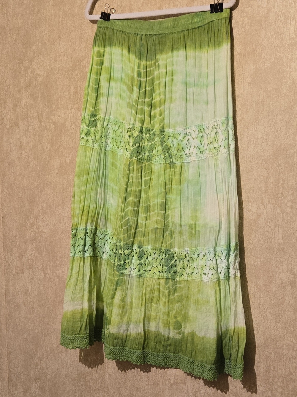 Light Green Tie-Dye Lace-Trim Maxi Skirt - Picture 2 of 6